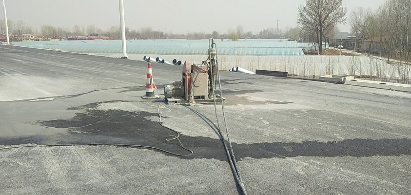 西岗道路回填土下沉注浆